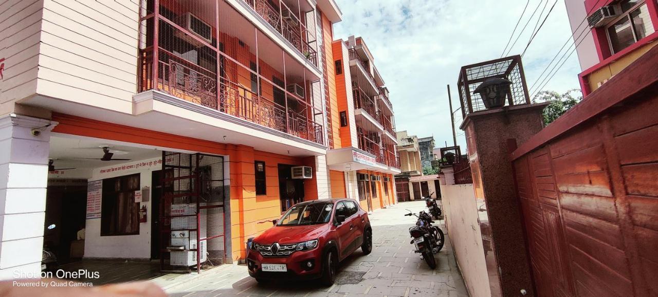Hotel Sarva Darshan Ashram Haridwār Esterno foto