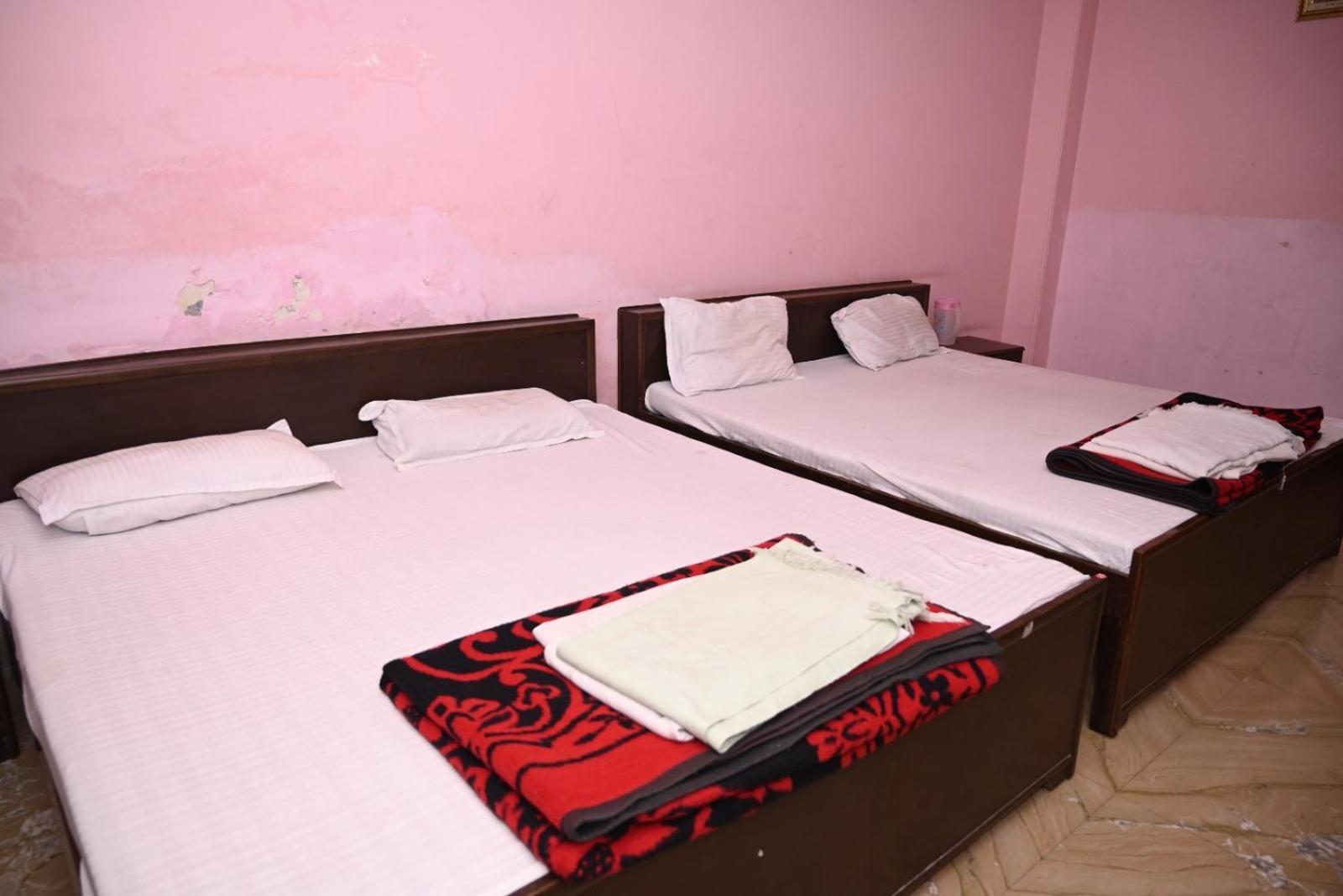 Hotel Sarva Darshan Ashram Haridwār Esterno foto